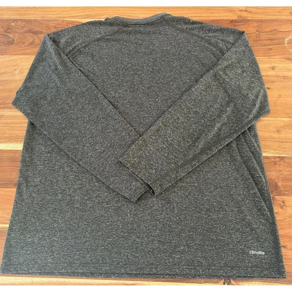 Adidas Milwaukee Bucks NBA Ultimate Mens 2XL Gray Long Sleeve Climalite Shirt